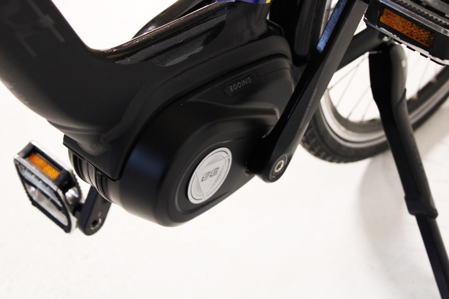 Crescent Elcykel Elora 7 vxl Svart matt