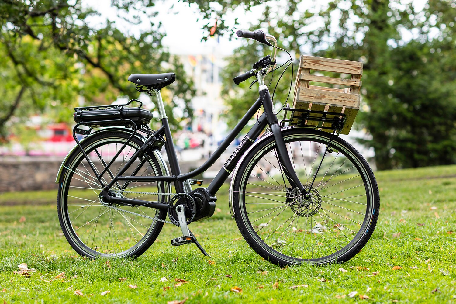Monark Nytan Center-Motor Elcykel  Svart 