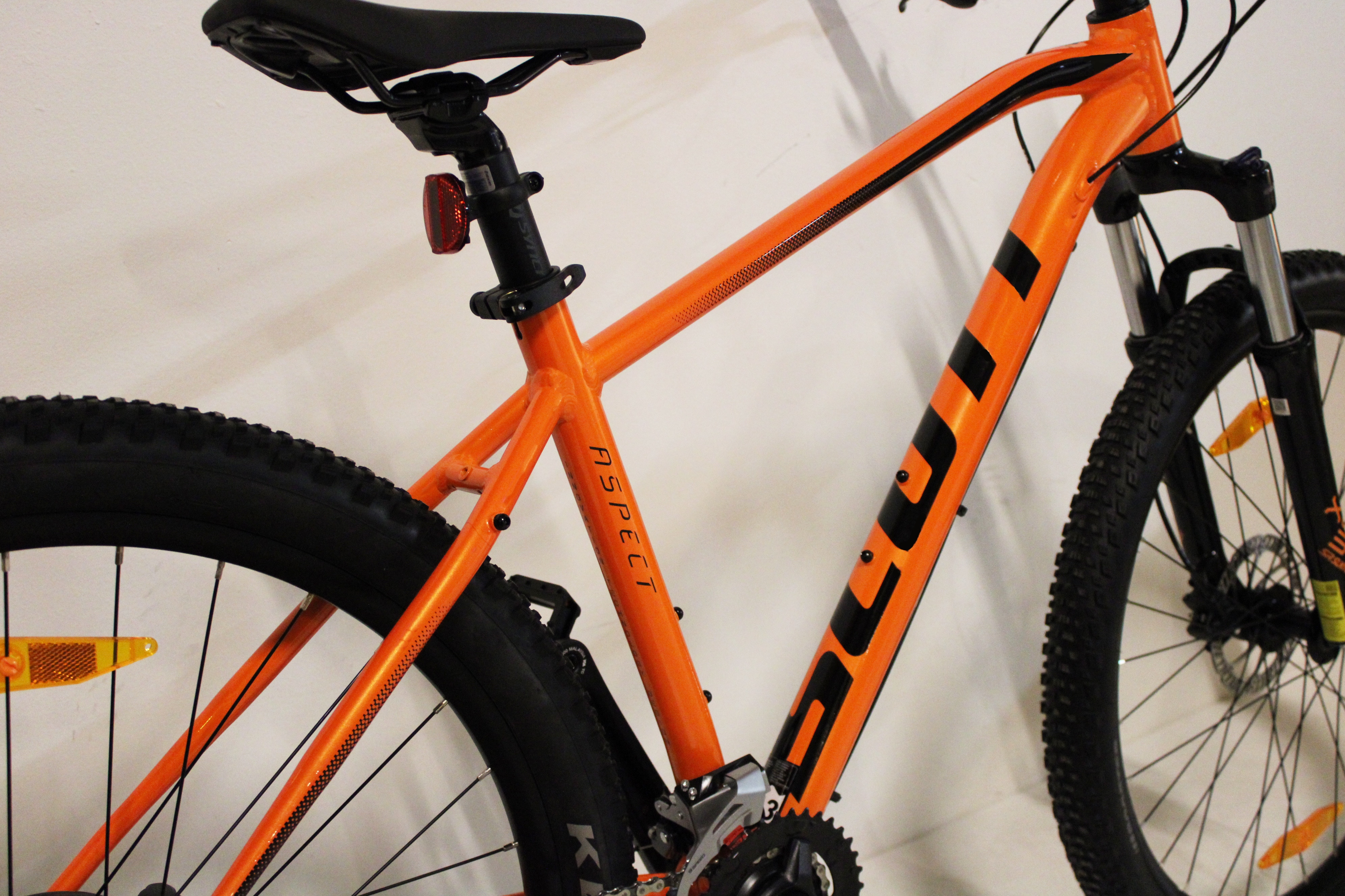 Scott Aspect 750 Orange  Rea Nu